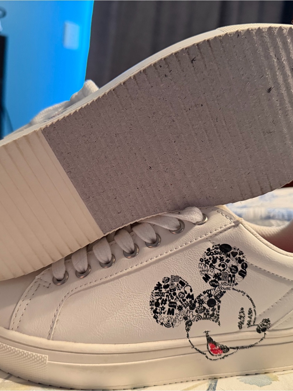 Disney Mickey Mouse Graphic Low-Top Lace-Up Sneakers. NWT - Picture 4 of 8